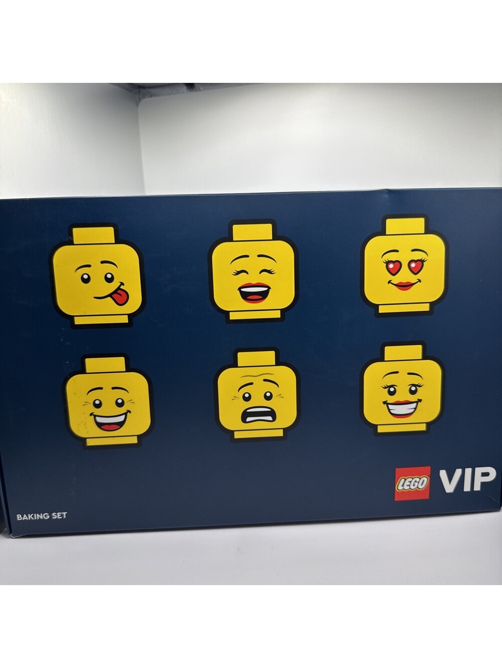 LEGO 5007685 VIP Baking Set Cookie Cutters & Baking Tray NEW IN BOX